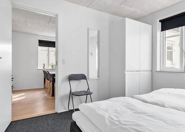 Newly Renovated House In The Center